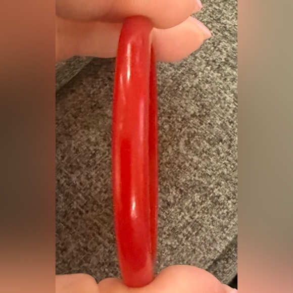Bakelite vtg Red Bangle Bracelet Fashion Jewelry Accessory Statement Piece Child - Picture 6 of 6